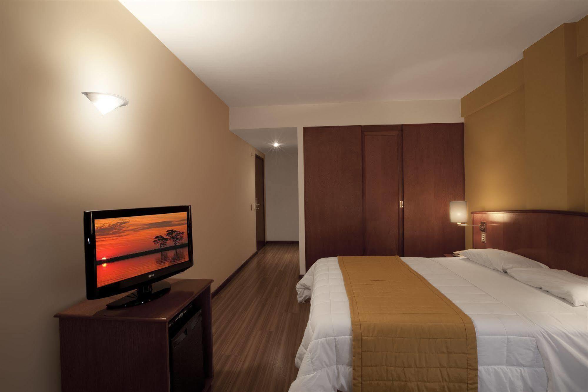 Hotel Moncloa Sao Paulo Dış mekan fotoğraf